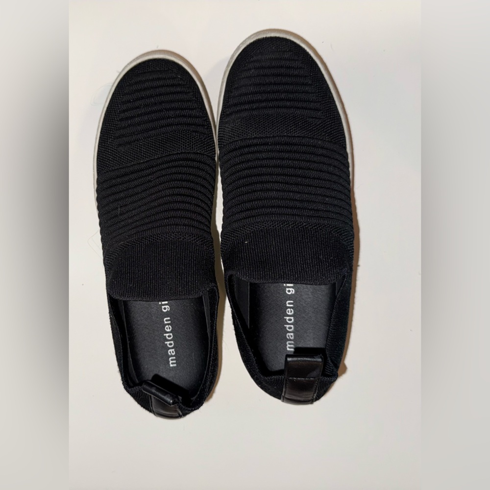 madden girl Black Knit Slip-On shoes - Picture 2 of 7